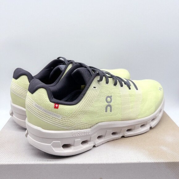 On Cloudgo Wide Running Shoes Sneaker Frost/ Hay Mens Size US 8.5 * Rare - Picture 6 of 12